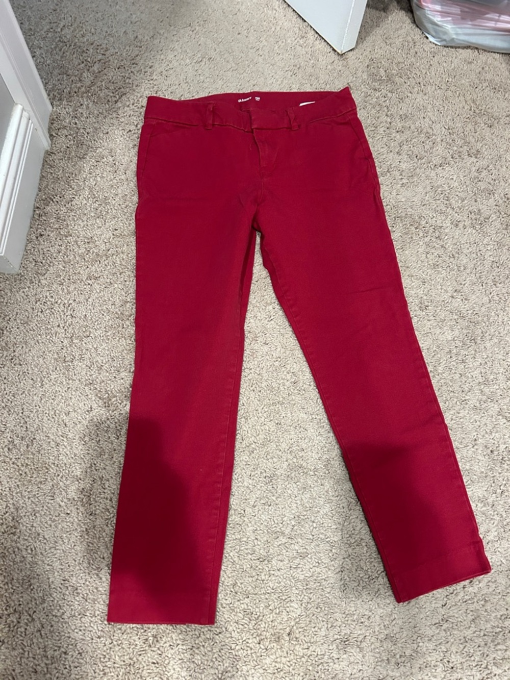 Old Navy Pixie Ankle Pants in Deep Berry Red
